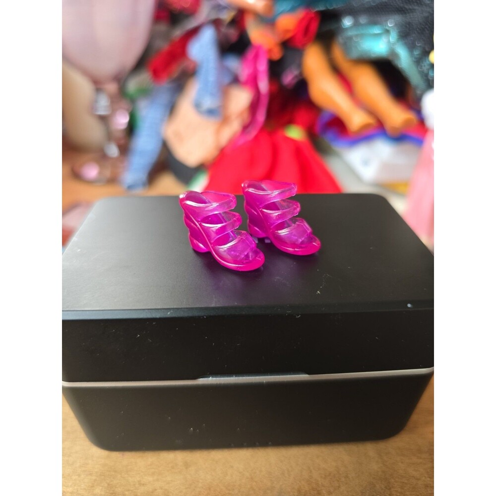 Rare 2003 Mattel Barbie Happy Family Pink Midge Replacement Heels Shoes ONLY